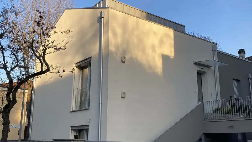 Villa Via Milite Ignoto, Pesaro